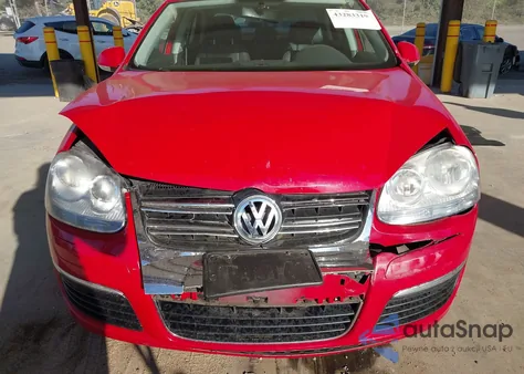 2007 Volkswagen Jetta 2.5 z USA, uszkodzony, nr VIN 3VWSF71KX7M046195